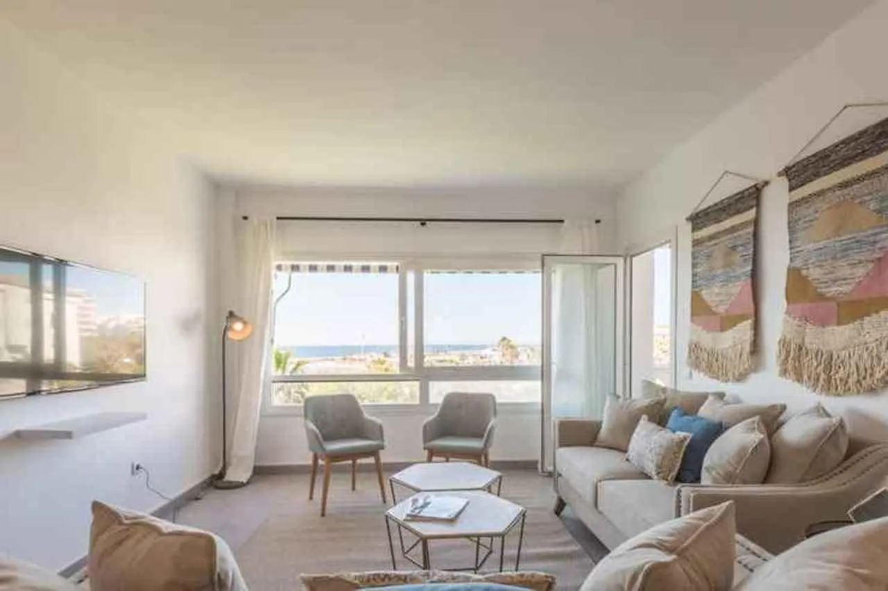 Puerto Banus Quiet Resort 马尔韦利亚